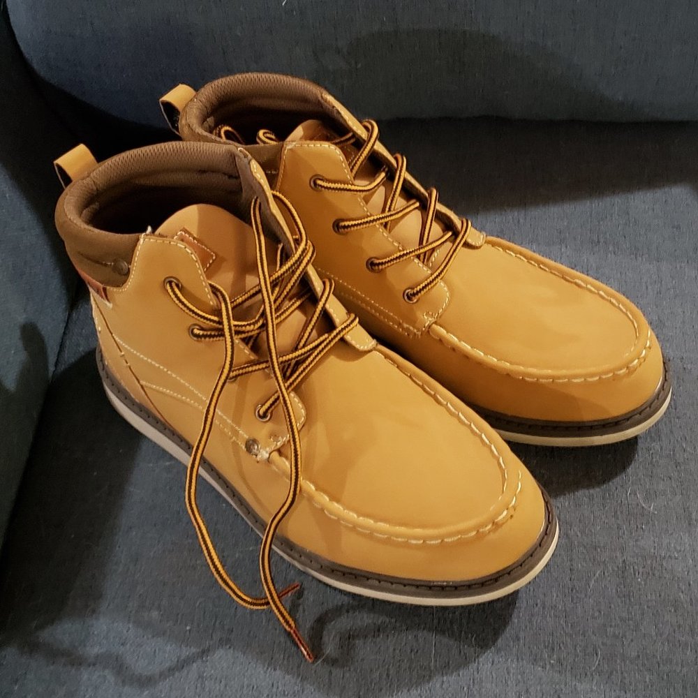 Never worn X-Ray Boots Size 9.5